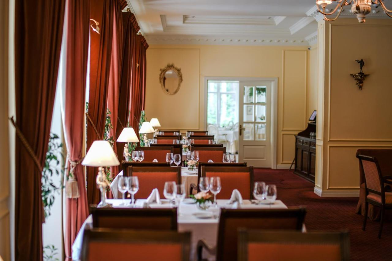 Kronon Park Hotel Grodno Exterior photo